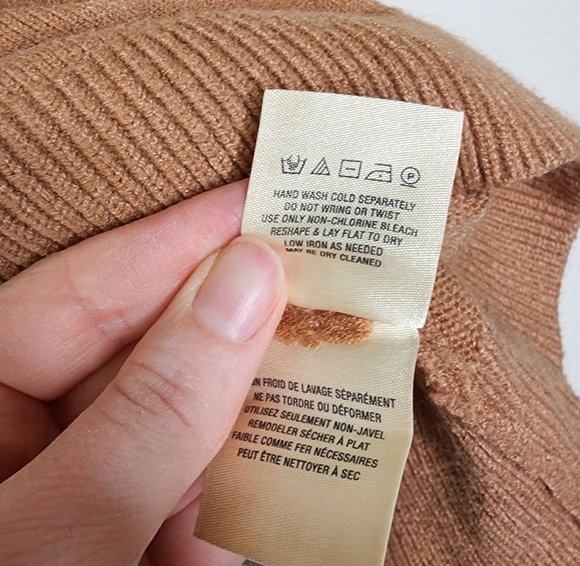 Anthropologie Moth Off the Shoulder Sweater L - Picture 7 of 7